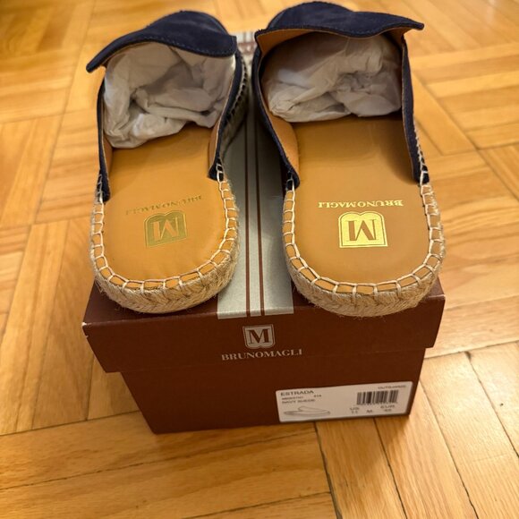 **BRAND NEW NEVER WORN** Bruno Magli Men’s Suede Slip-On Espadrilles 11